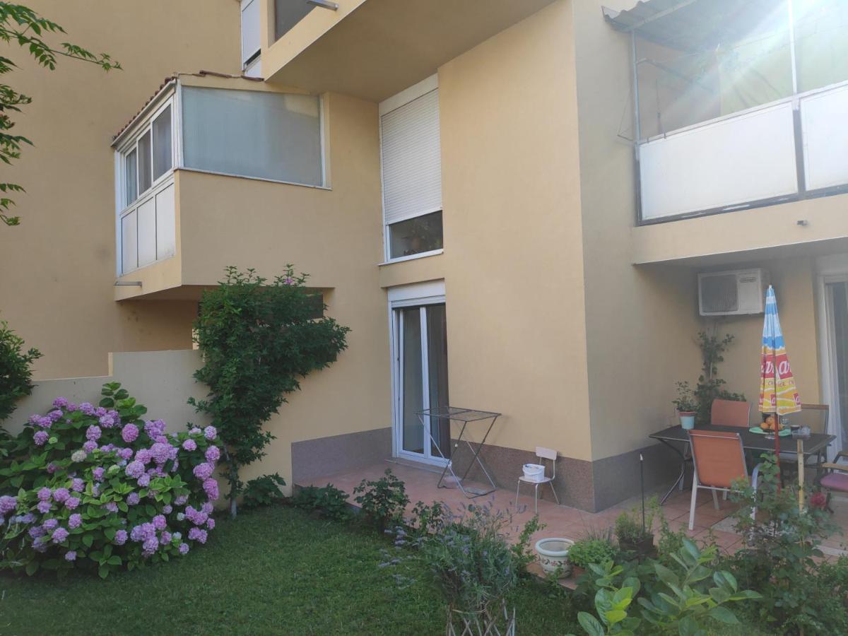 Spacious Apartment With Big Garden Near Beach سبليت المظهر الخارجي الصورة
