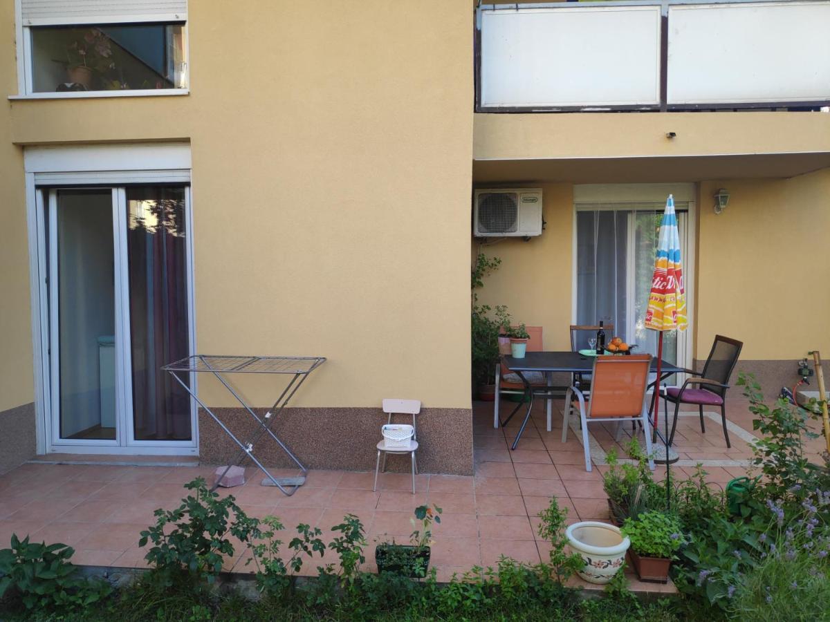 Spacious Apartment With Big Garden Near Beach سبليت المظهر الخارجي الصورة