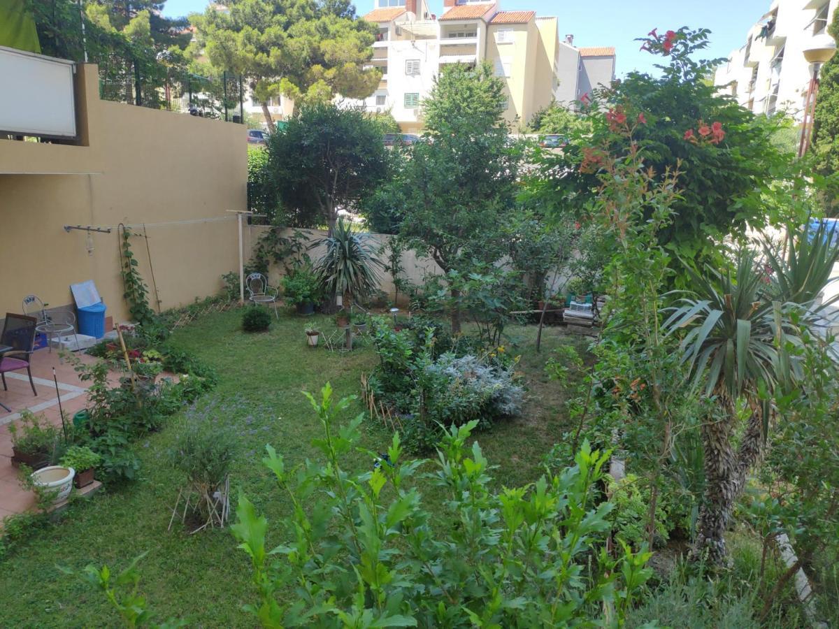 Spacious Apartment With Big Garden Near Beach سبليت المظهر الخارجي الصورة